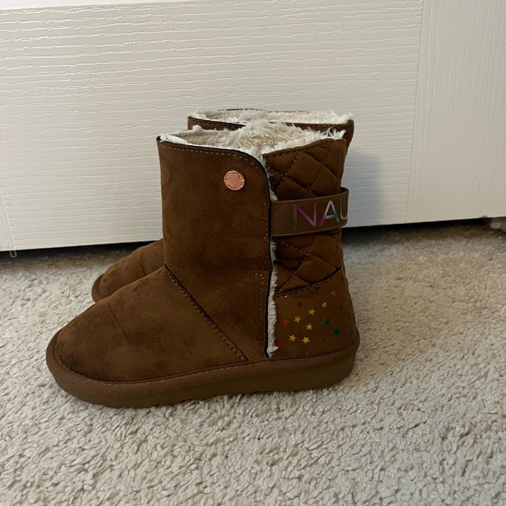 Nautica Brown Quilted Boots with Star Accents